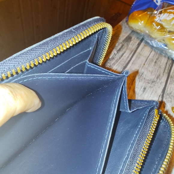 Authenticated Vernie by LV - Picture 4 of 16